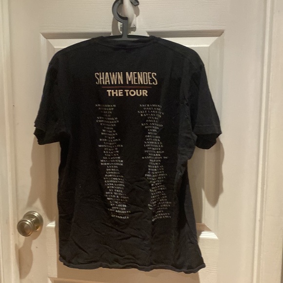 Shawn Mendes the tour - L - Picture 2 of 3